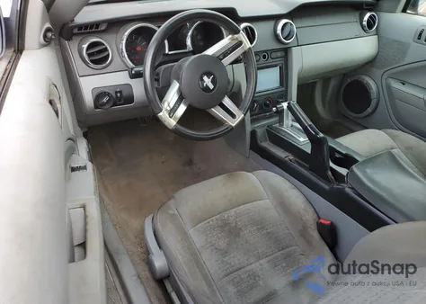 2007 Ford Mustang z USA, uszkodzony, nr VIN 1ZVFT80N875341149